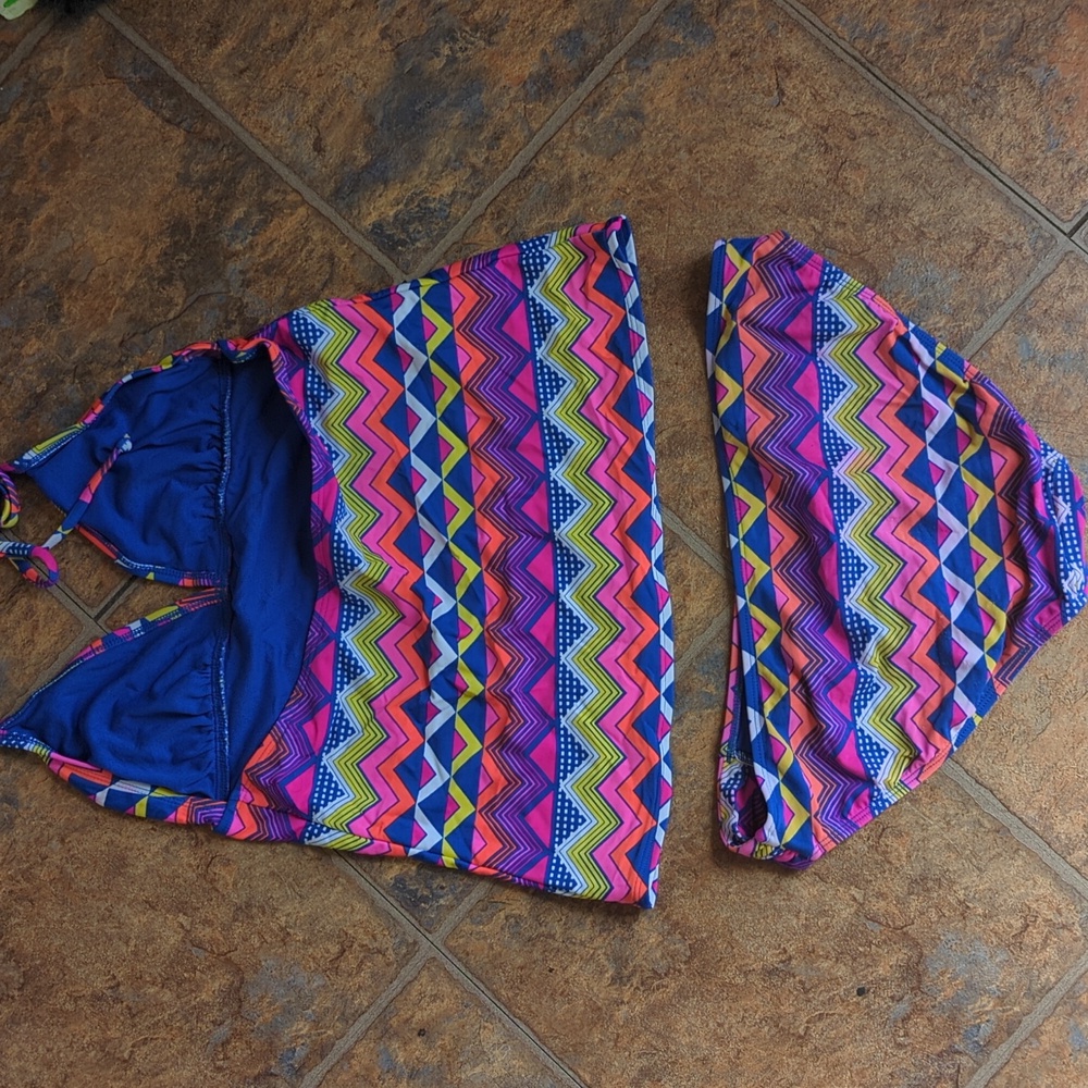 Bikini - Picture 2 of 5